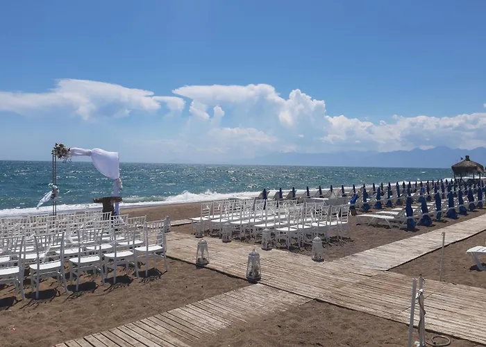 Sea & Pine Escape Lara Antalya *